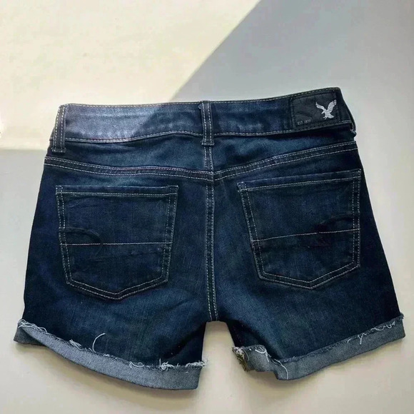 American Eagle Women's Mid-Rise Denim Short, Size 0 - Picture 3 of 6